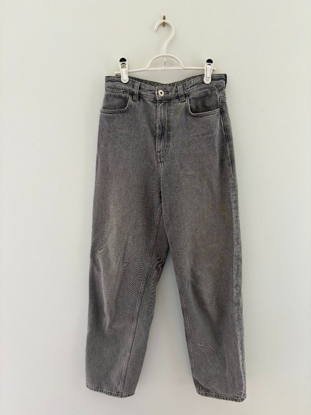 COS tapered jeans in Grey, W25